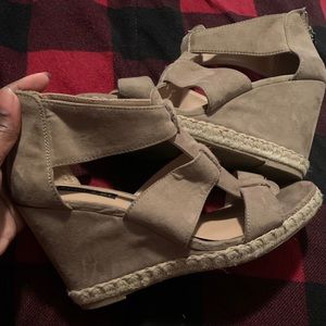 Brown Wedges